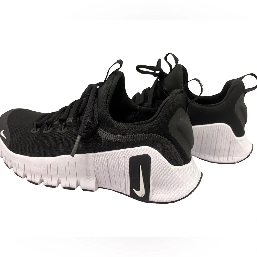 Nike Black and White Slip-On Training Sneakers / Nike Free Metcon 6 - NEW!! - Picture 5 of 12